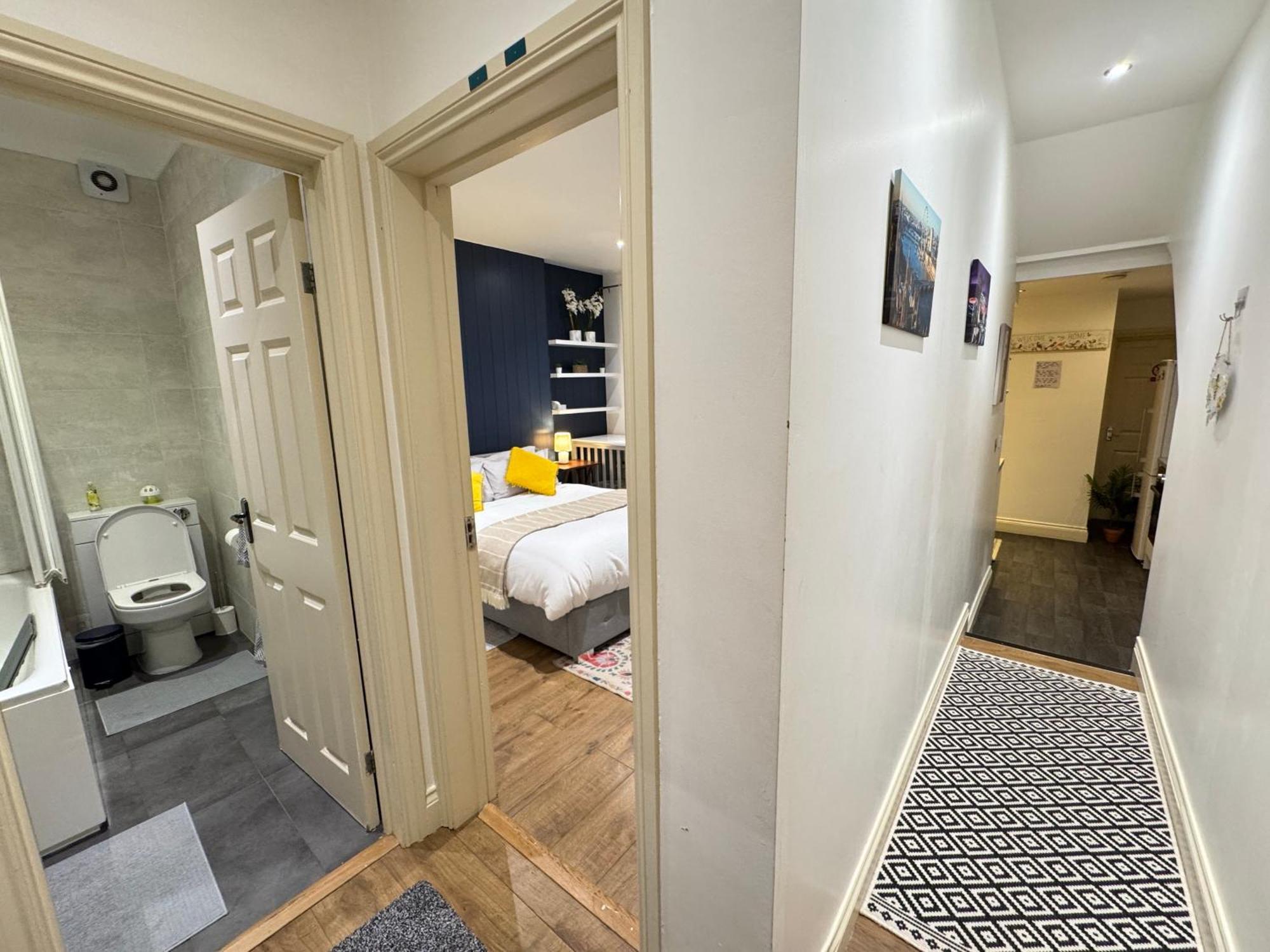 Sunny Apartment Londra Exterior foto