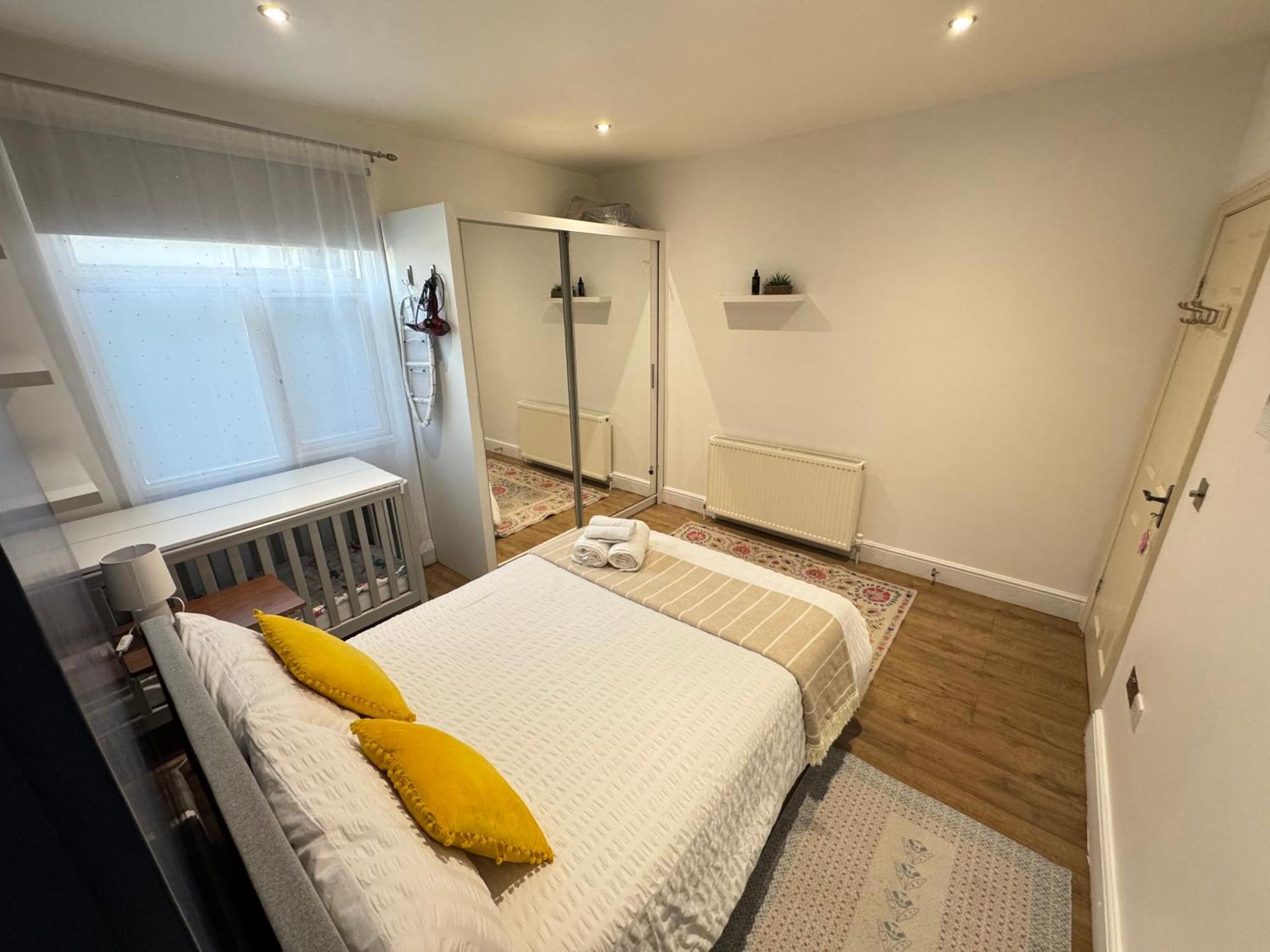 Sunny Apartment Londra Exterior foto